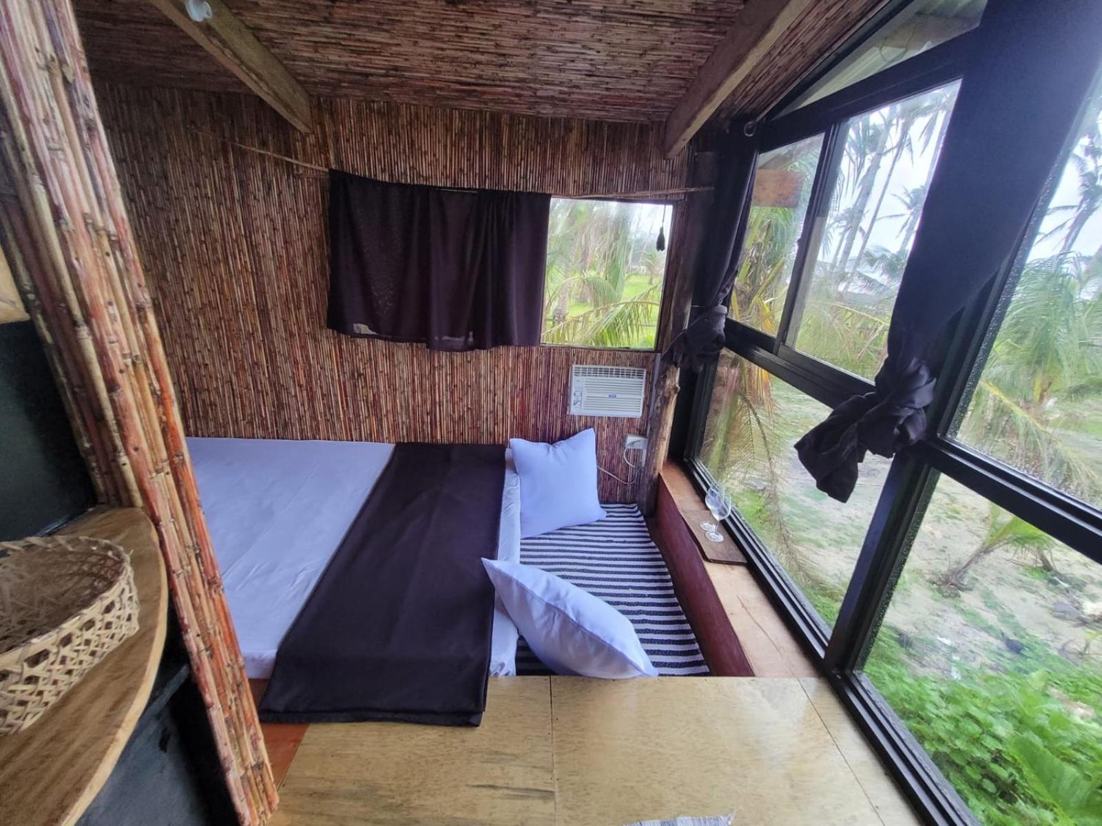 Tarzan'S House Hotel General Luna  Eksteriør billede